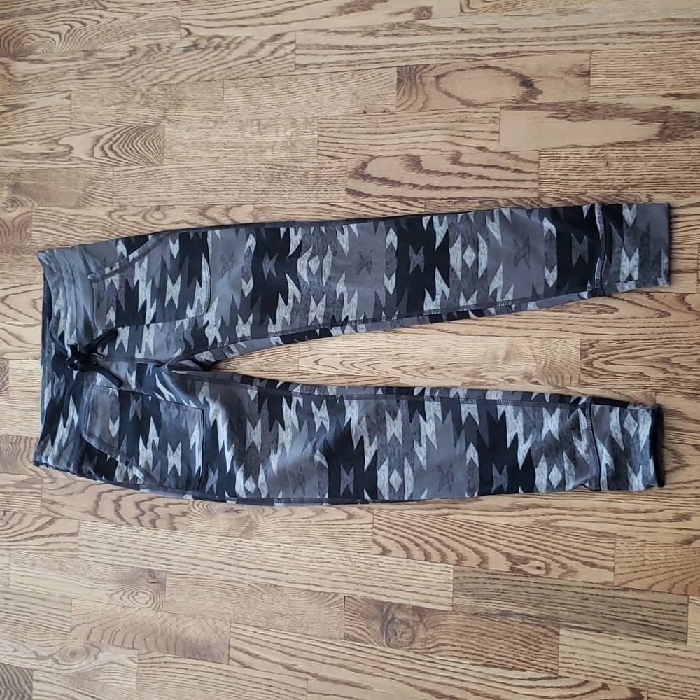 (S) Aerie Chill Play Move Geometric Skinny Fit Joggers Athleisure Stretch Yoga